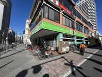 周辺環境:ガスト板橋駅前店（から好し取扱店）